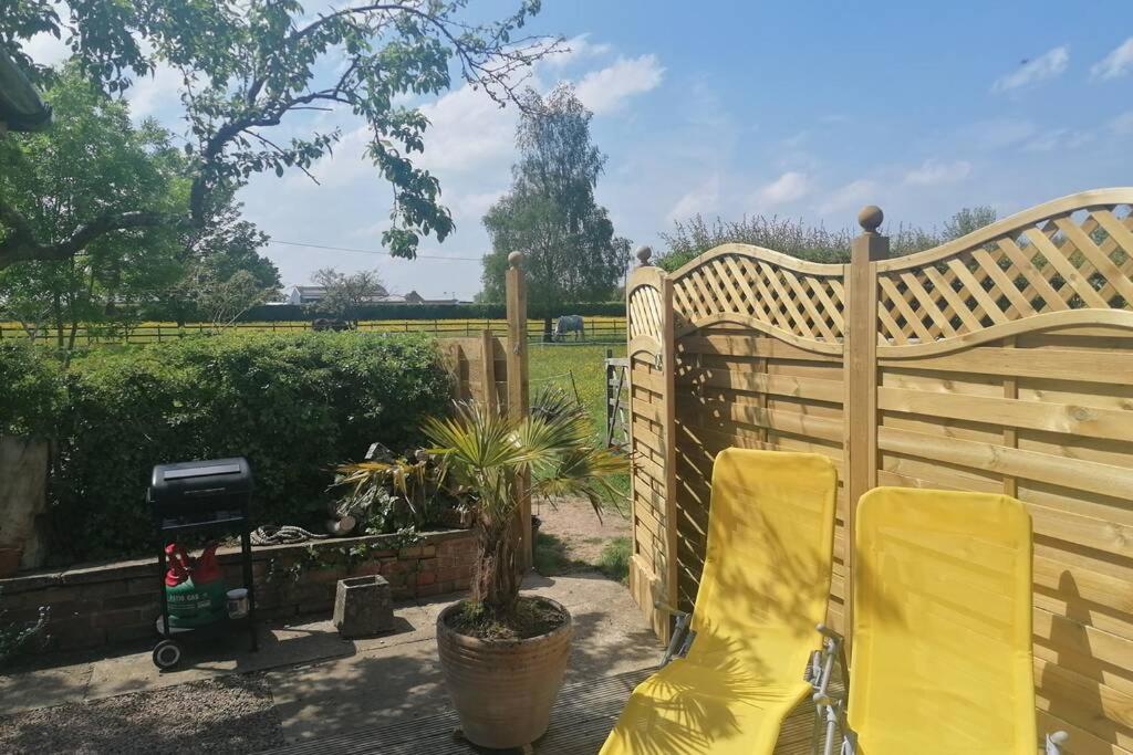 Crown Cabin Wiltshire Near Longleat And Bath Trowbridge Εξωτερικό φωτογραφία